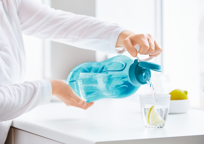 Tupperware Eco+ Juomapullo 2 l (juomanokkakorkki) 