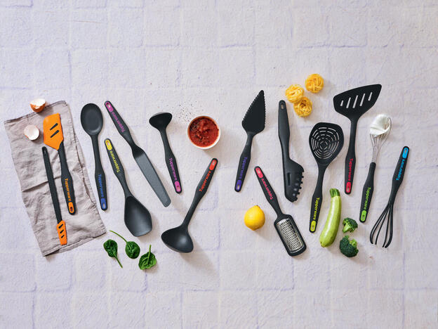 Tupperware Leveä Paistinlasta gesamte Griffbereit Serie mit allen Küchen Werkzeugen